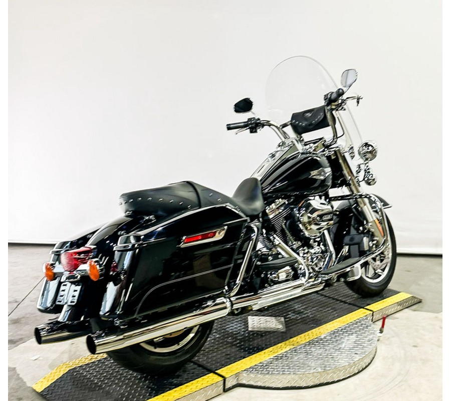 2015 Harley-Davidson® FLHR - Road King®