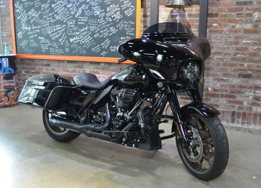 FLHXST 2023 Street Glide ST