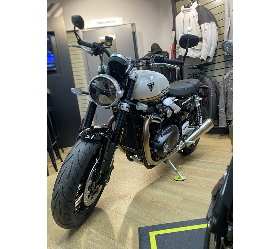 2025 Triumph Speed Twin 1200
