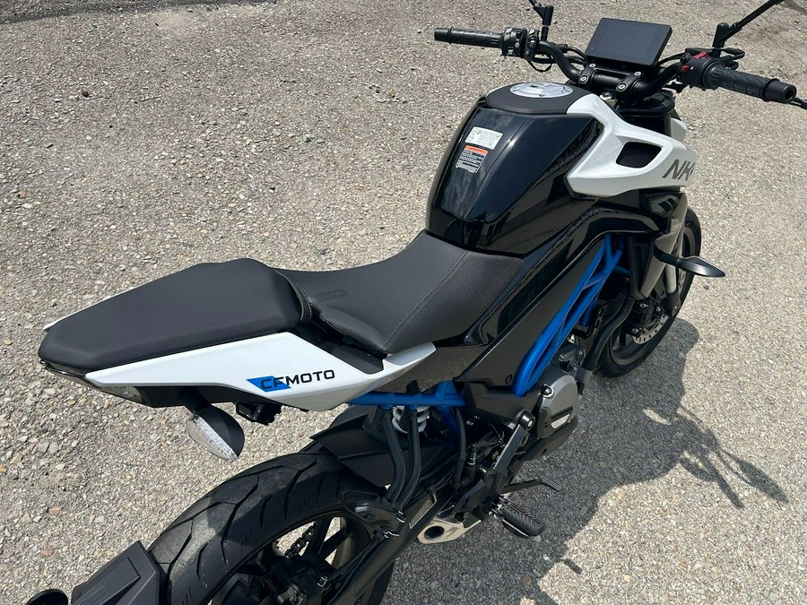 2025 CFMOTO 300NK