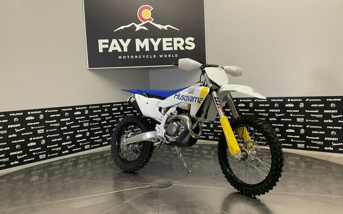 2027 HUSQVARNA FX 450 - 040262Q