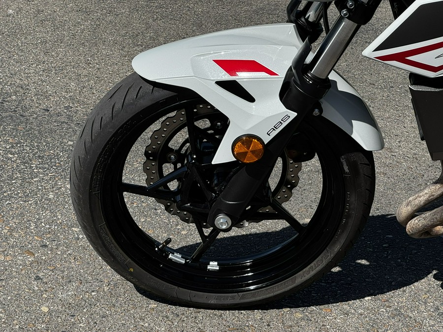 2022 Kawasaki Z400 ABS