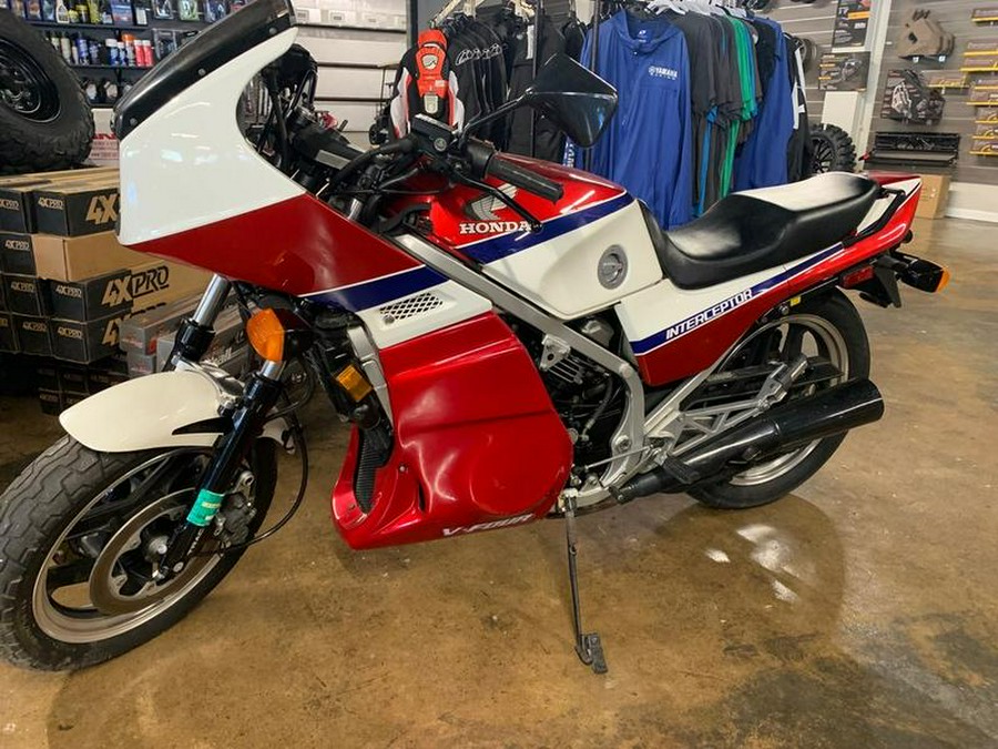 1985 Honda® VF700F INTERCEPTOR