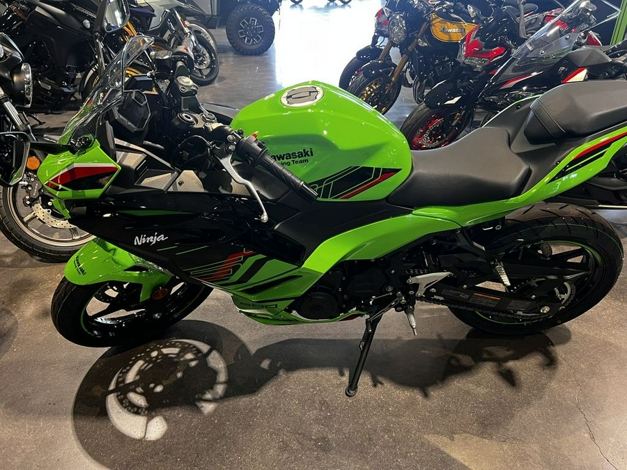 2024 Kawasaki Ninja® 500 KRT Edition