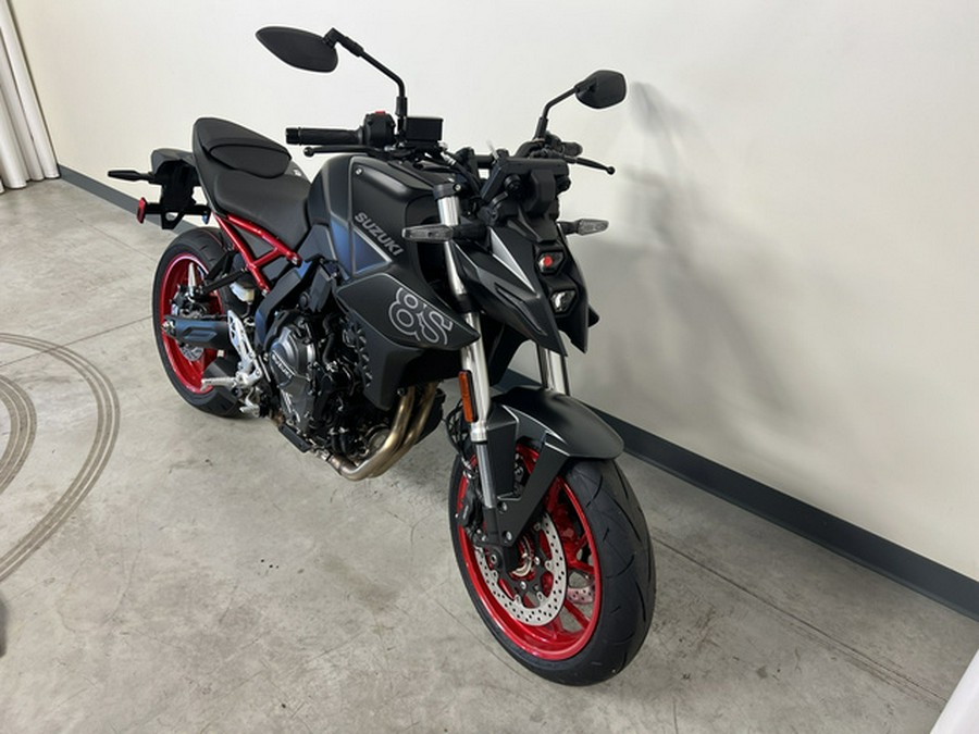 2025 Suzuki GSX-S 8S (GSX800RQM5) 8S (GSX800RQM5)