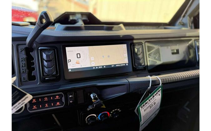 2026 Can-Am SSV DEF LTD 65 HD11 WH HB 26 Limited HD11