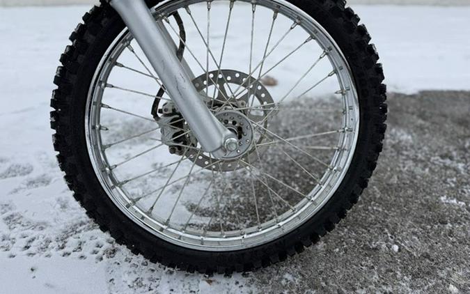 2024 Yamaha TT-R 125LE