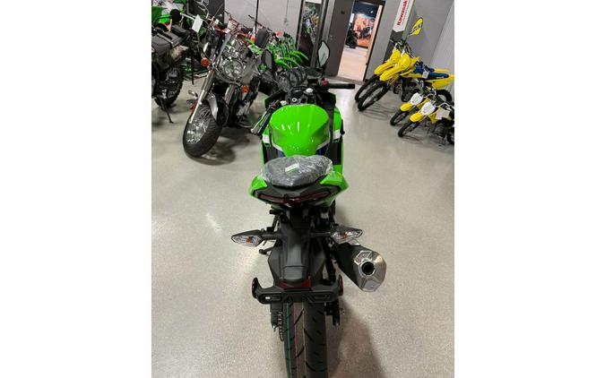 2026 NINJA 500 BASE - Kawasaki
