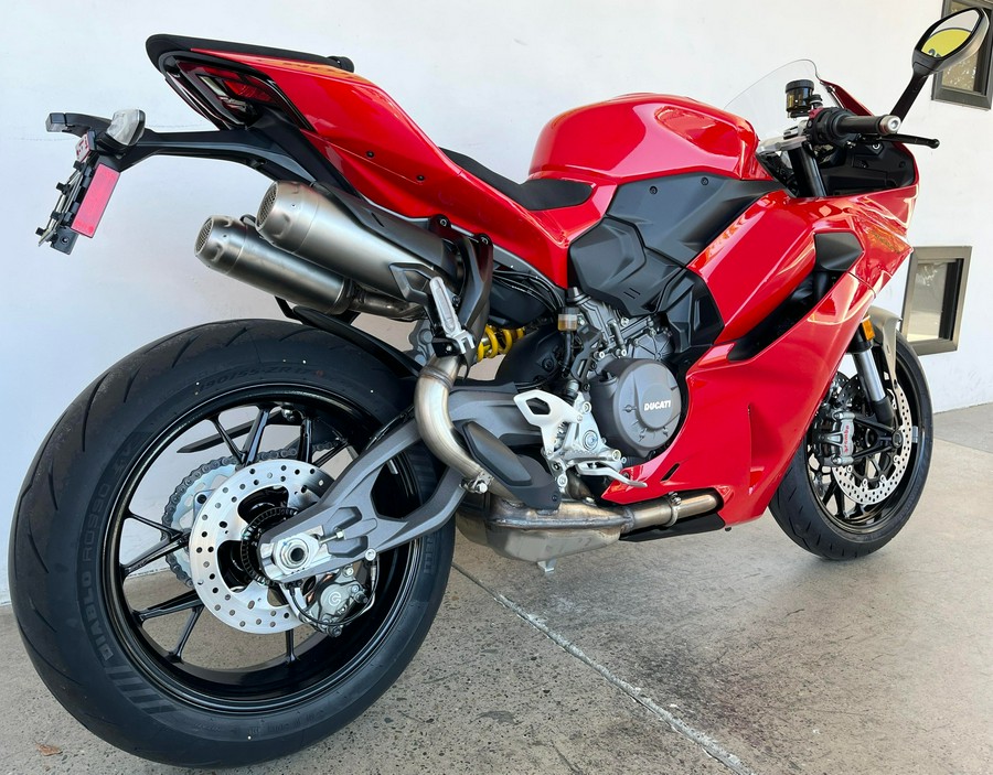 2026 Ducati PANIGALE V2