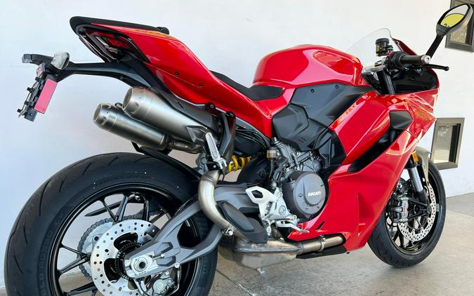 2026 Ducati PANIGALE V2