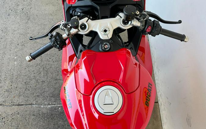 2026 Ducati PANIGALE V2