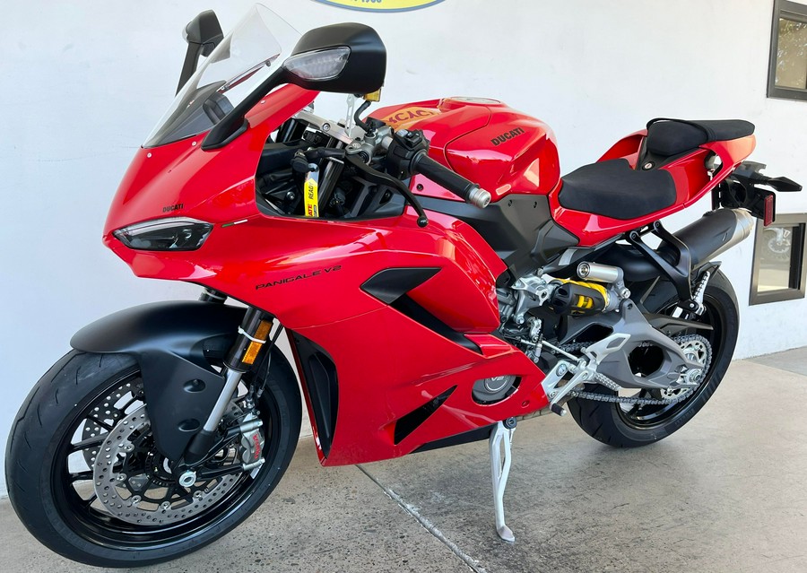 2026 Ducati PANIGALE V2