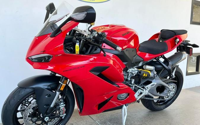 2026 Ducati PANIGALE V2