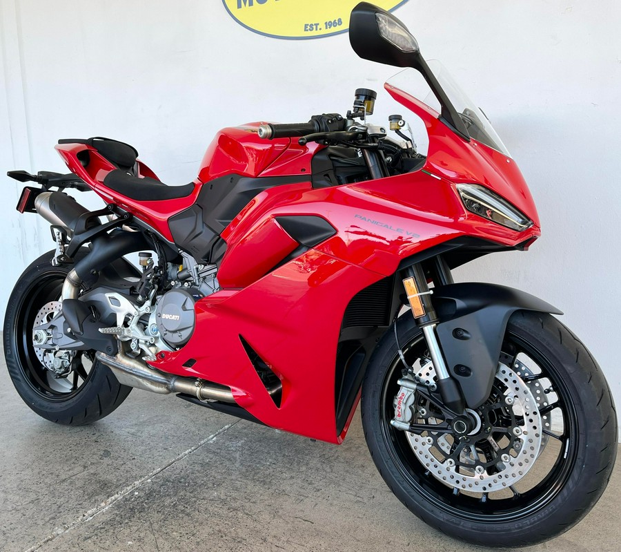 2026 Ducati PANIGALE V2