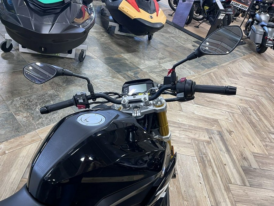 2024 BMW G 310 R Triple Black