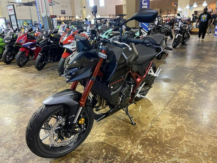 2026 Honda® CB750 Hornet E-Clutch