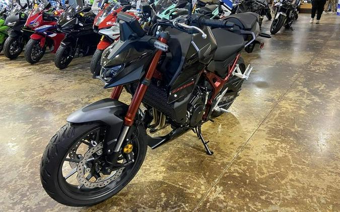 2026 Honda® CB750 Hornet E-Clutch