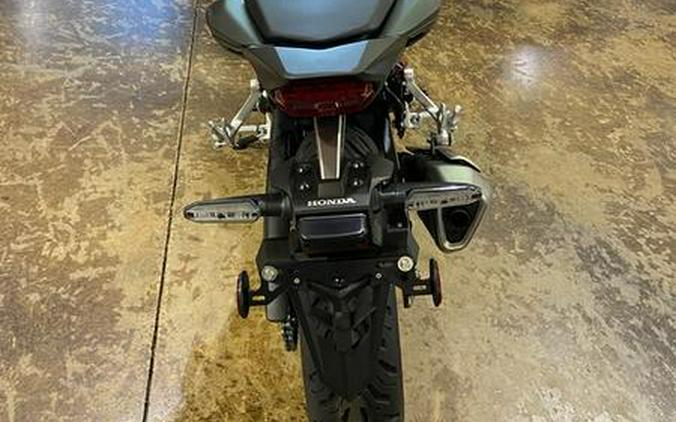 2026 Honda® CB750 Hornet E-Clutch