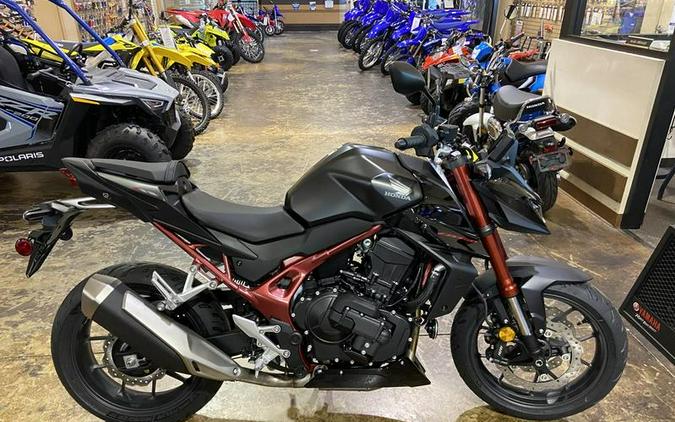 2026 Honda® CB750 Hornet E-Clutch