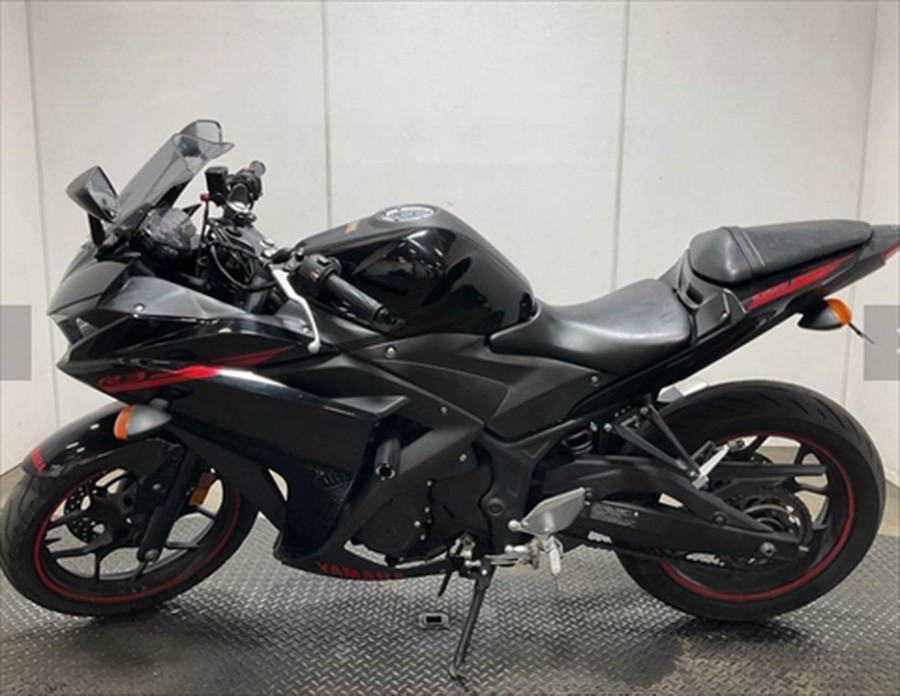 2015 Yamaha YAMAHA YZF-R3