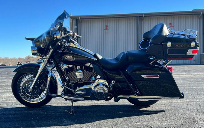 2013 Harley-Davidson FLHTCU - Electra Glide Ultra Classic
