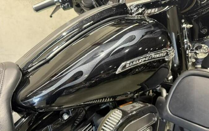 FLHXSE 2016 CVO™ Street Glide®