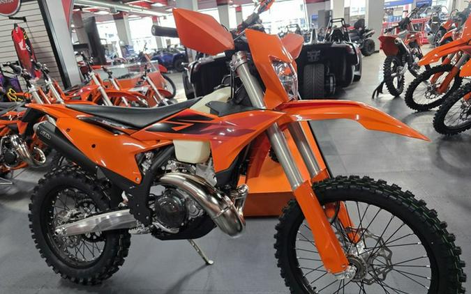 2027 KTM XC 250 W