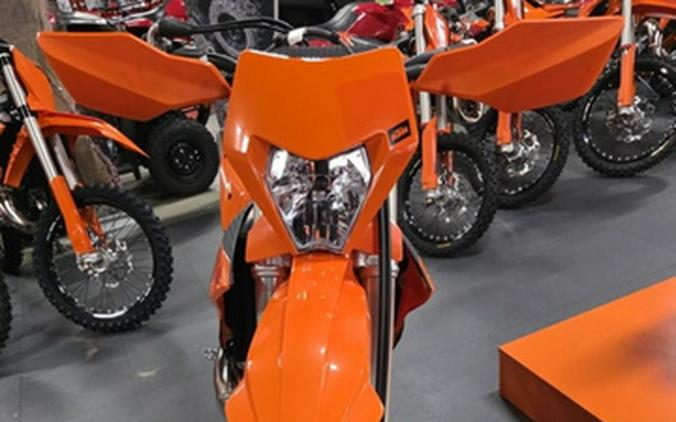 2027 KTM XC 250 W