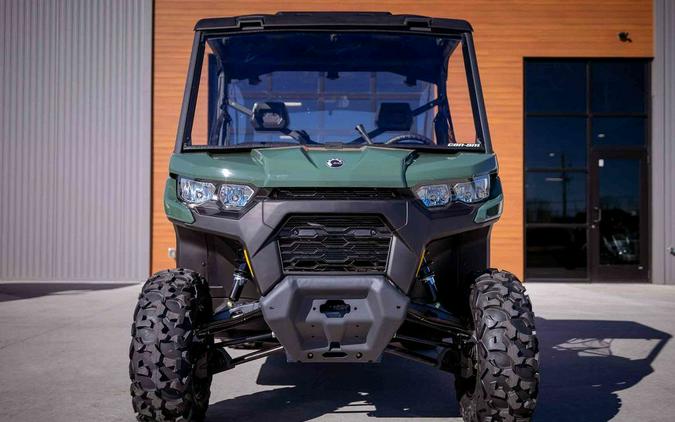 2024 Can-Am® Defender DPS HD7 Tundra Green