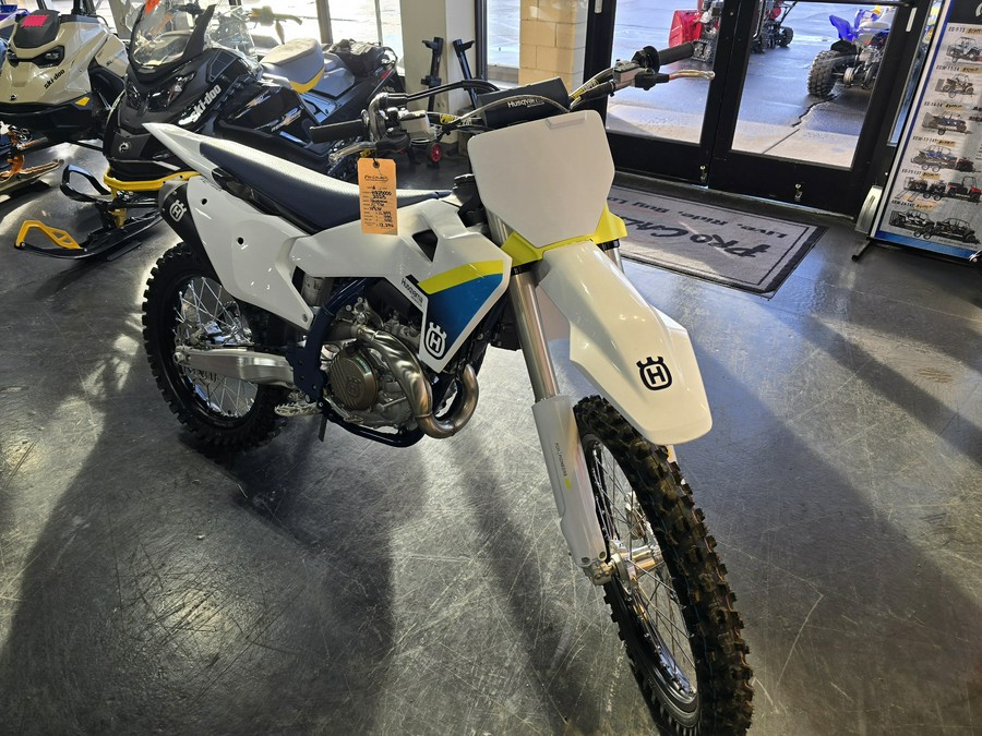 2025 Husqvarna Motorcycles FC 450