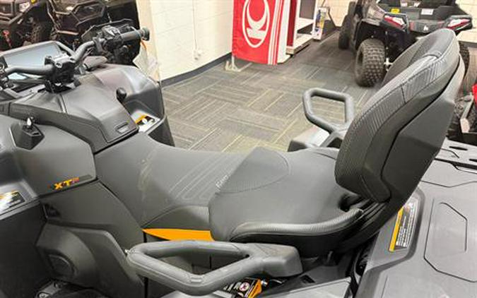 2026 Can-Am Outlander MAX XT-P 1000R Smart-Shox with 10.25 in. touchscreen display