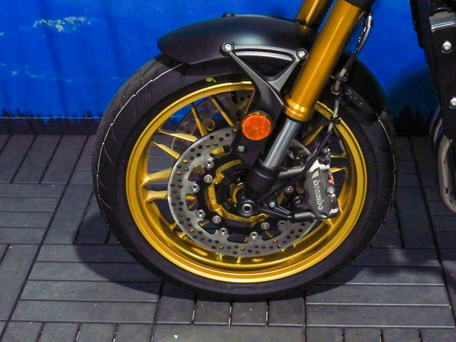 2025 Kawasaki Z900RS SE ABS