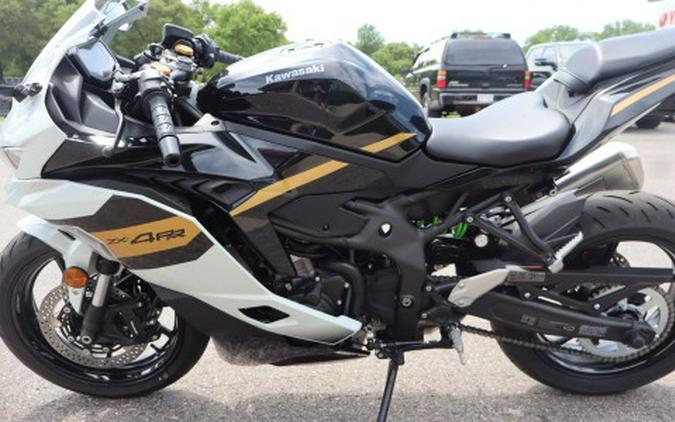 2026 Kawasaki Ninja® ZX™-4RR ABS