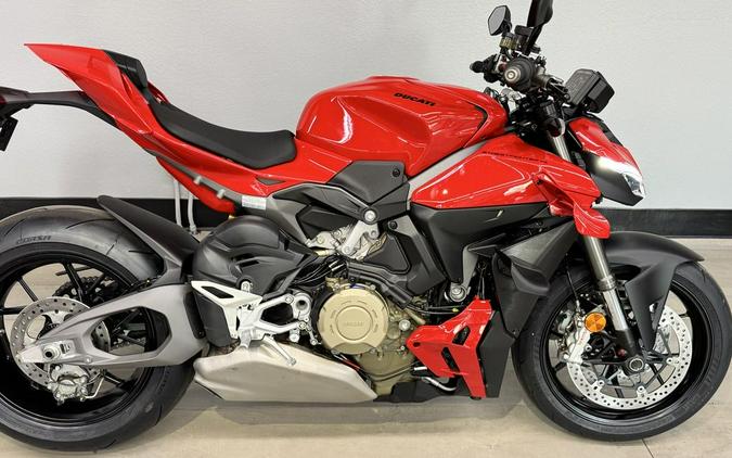 2026 Ducati Streetfighter V4