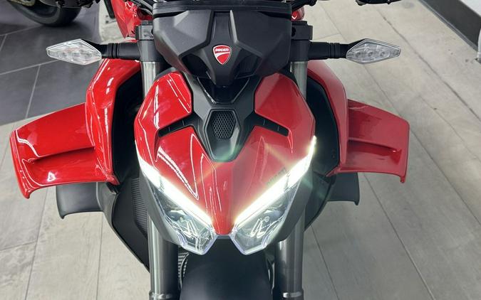 2026 Ducati Streetfighter V4
