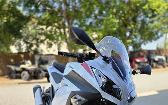 2026 Kawasaki NINJA® 300 ABS