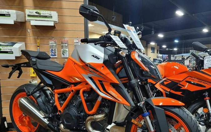 2023 KTM 1290 Super Duke R Evo