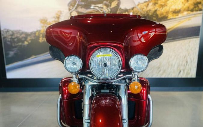 2013 Harley-Davidson® FLHTCU - Electra Glide® Ultra Classic®