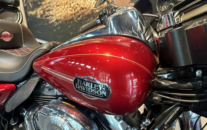 2013 Harley-Davidson® FLHTCU - Electra Glide® Ultra Classic®