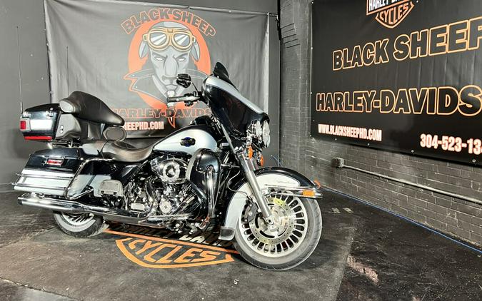 2013 Harley-Davidson® FLHTCU Ultra Classic® Electra Glide®