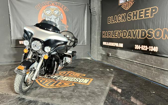 2013 Harley-Davidson® FLHTCU Ultra Classic® Electra Glide®