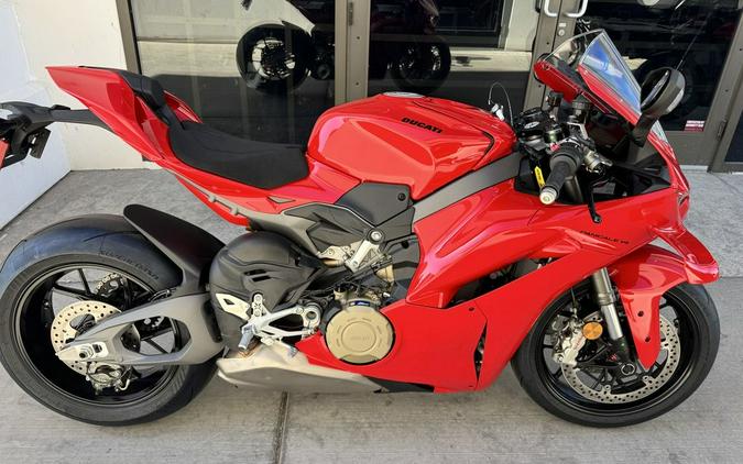 2026 Ducati Panigale V4