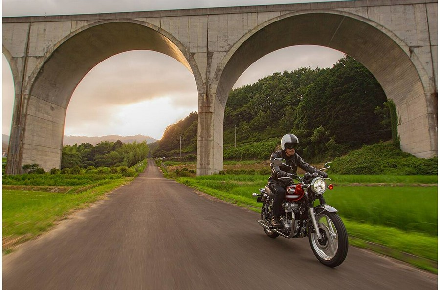 2021 Kawasaki W800