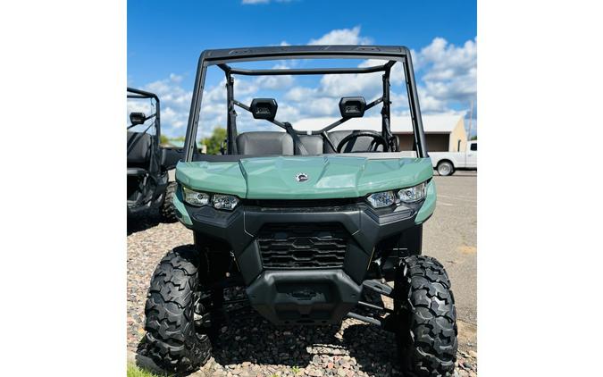 2025 Can-Am SSV DEF DPS 62 HD7 GN 25