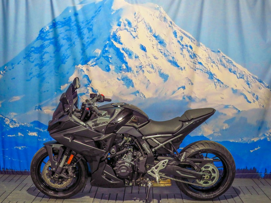 2025 Suzuki GSX 8R