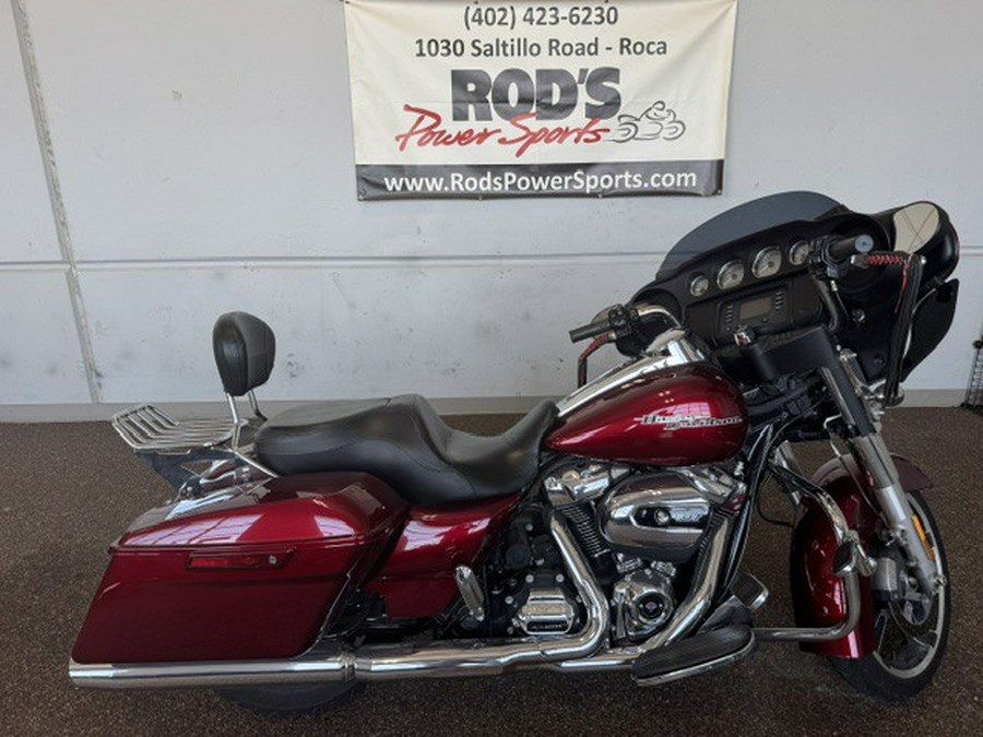 2017 STREET GLIDE - Harley-Davidson®