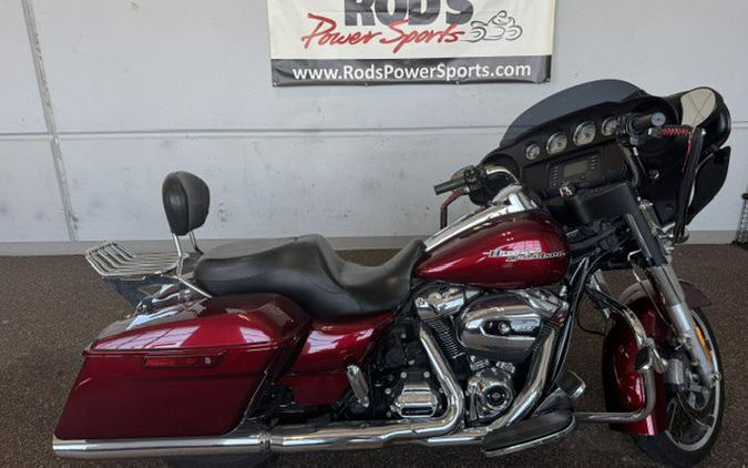2017 Harley-Davidson® STREET GLIDE