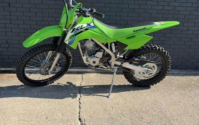 2027 Kawasaki KLX 140R F