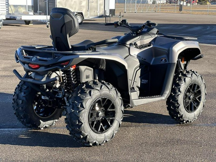 2024 Can-Am® Outlander MAX XT 700