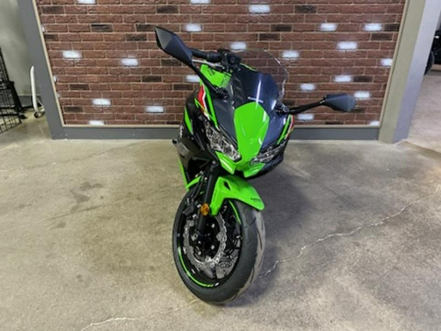 2024 Kawasaki Ninja® 650 KRT Edition ABS